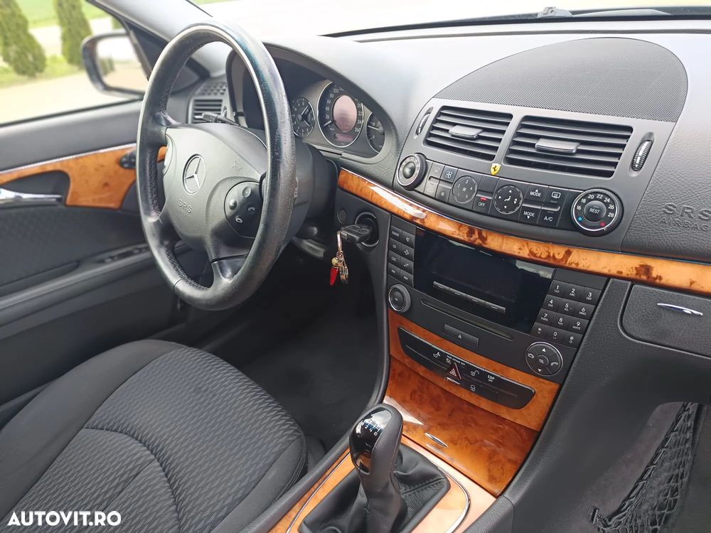 Mercedes-Benz E 220 CDI Elegance - 10
