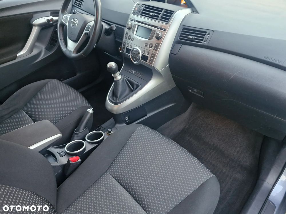 Toyota Verso - 15