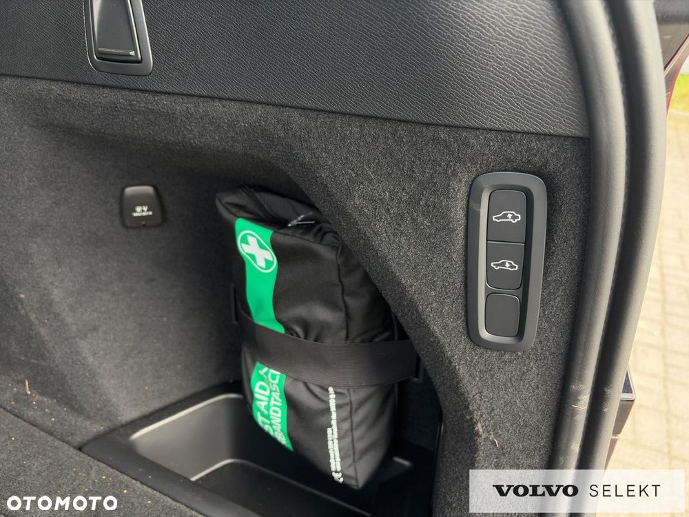 Volvo XC 90 - 12