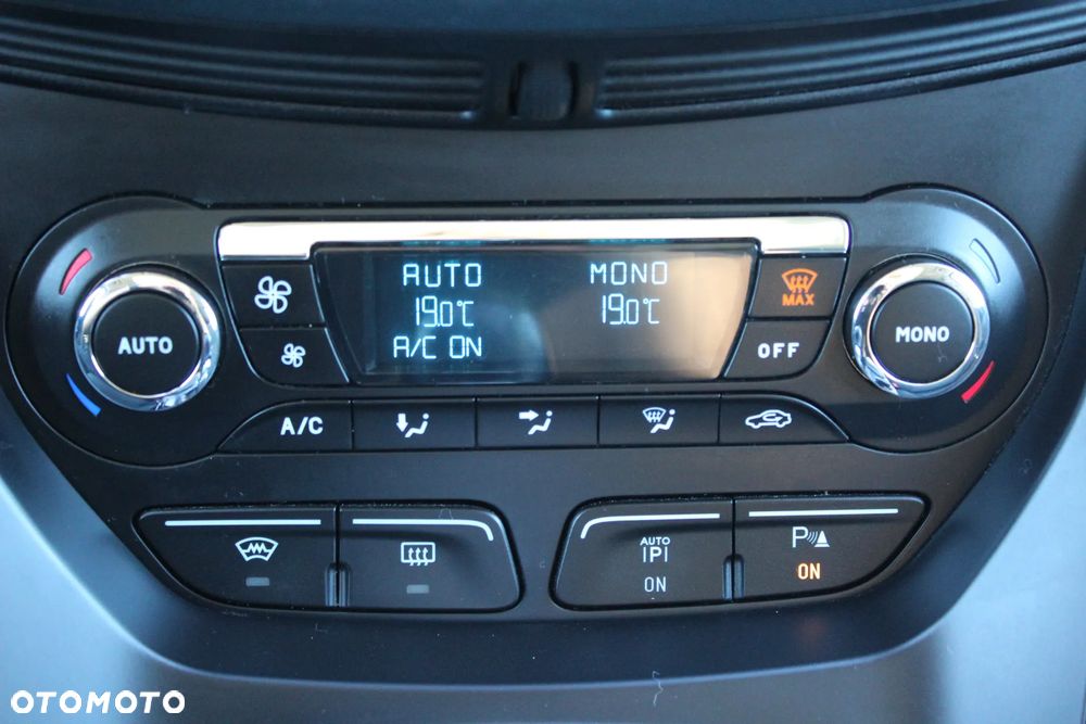 Ford Grand C-MAX 1.6 TDCi Start-Stop-System Titanium - 26