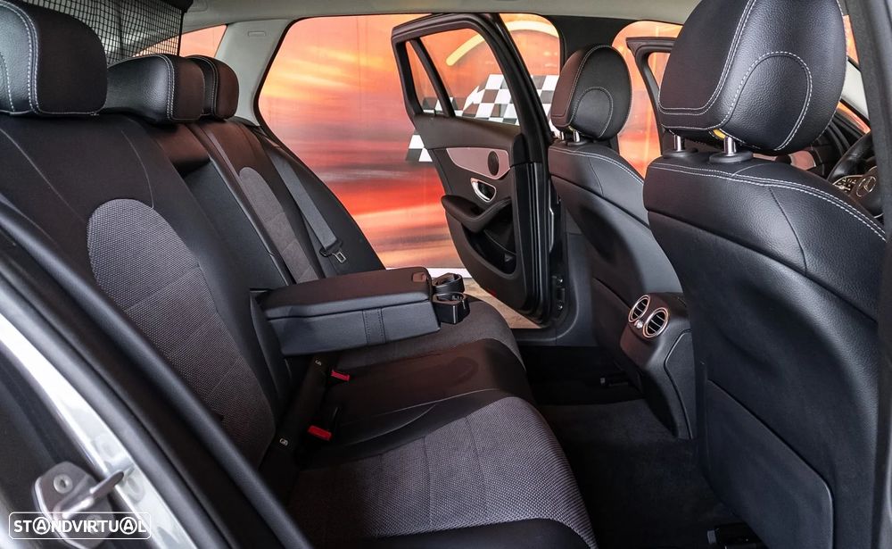 Mercedes-Benz C 180 d Station Avantgarde - 25