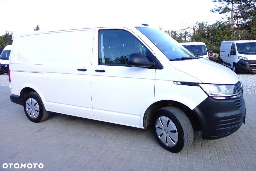 Volkswagen Transporter  T6 Automat 2.0 TDI 150 KM  L1H1 Klima Webasto - 17