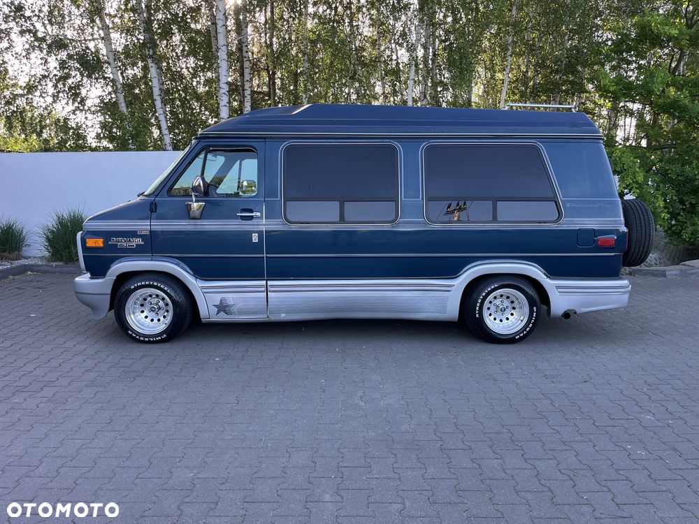 Chevrolet G - 3