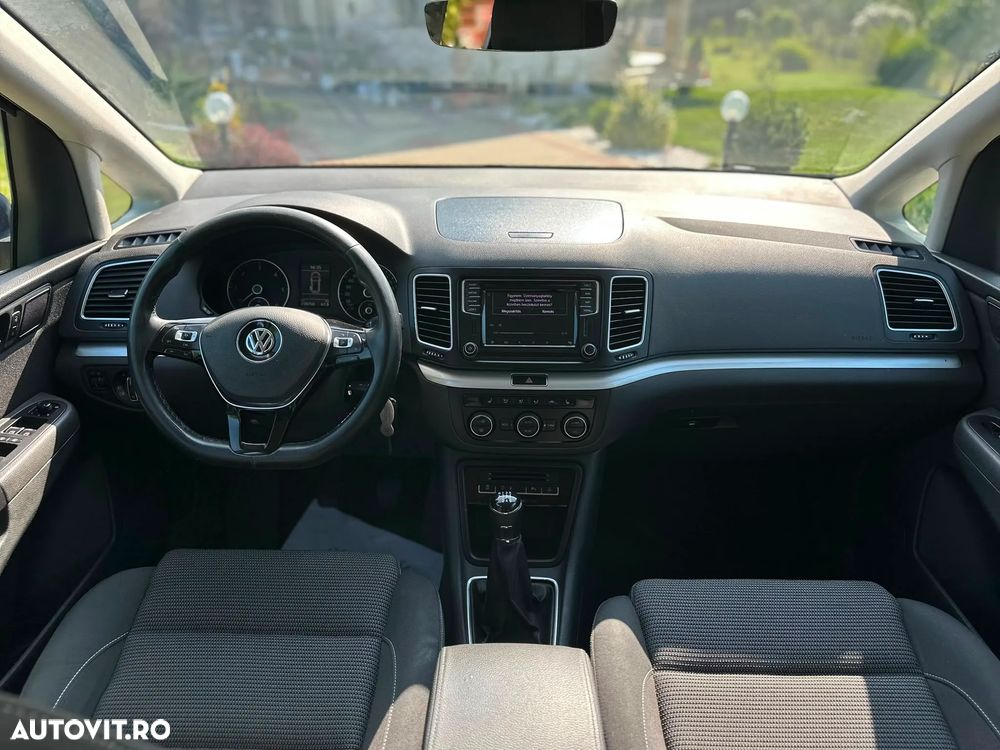 Volkswagen Sharan - 37