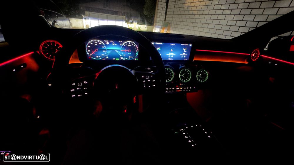 Mercedes-Benz CLA 250 e 8G-DCT Special Edition - 13