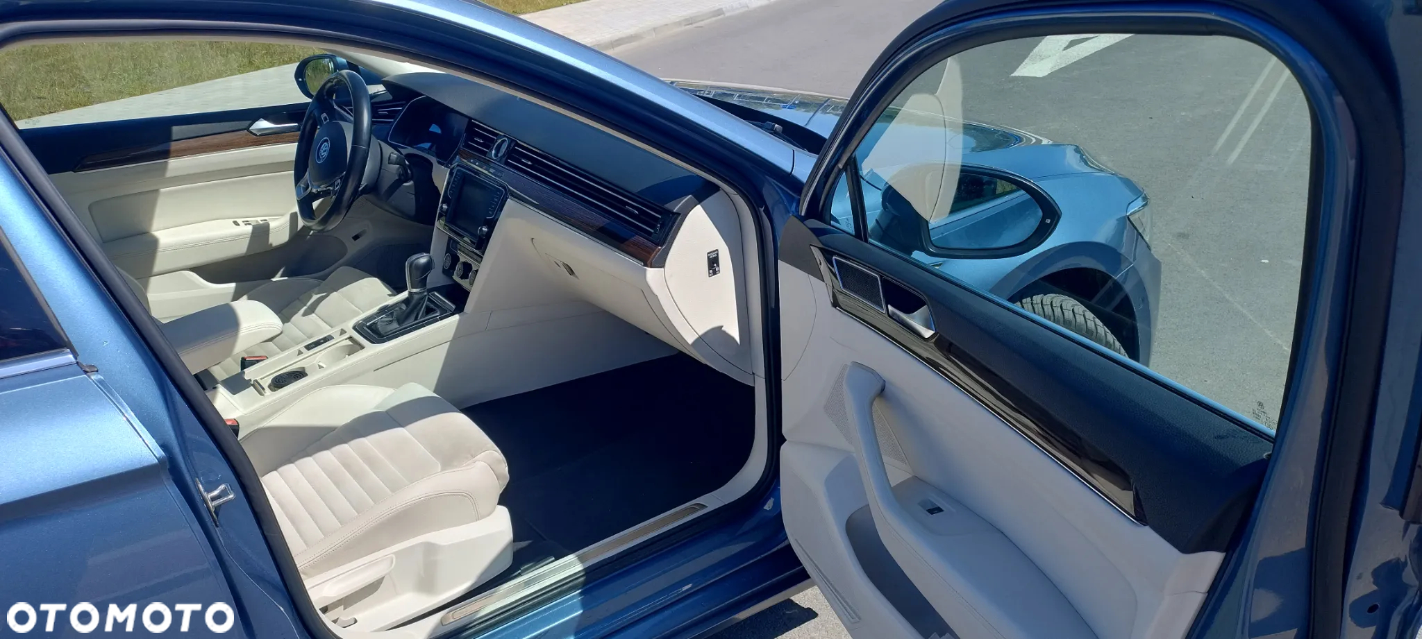 Volkswagen Passat Variant 2.0 TDI SCR DSG 4Motion Business - 7