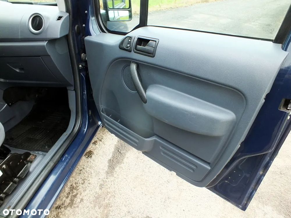 Ford Transit Connect - 16