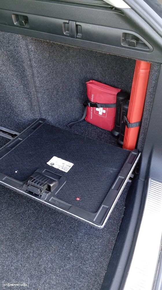 Skoda Superb Break 2.0 TDI Ambition - 25