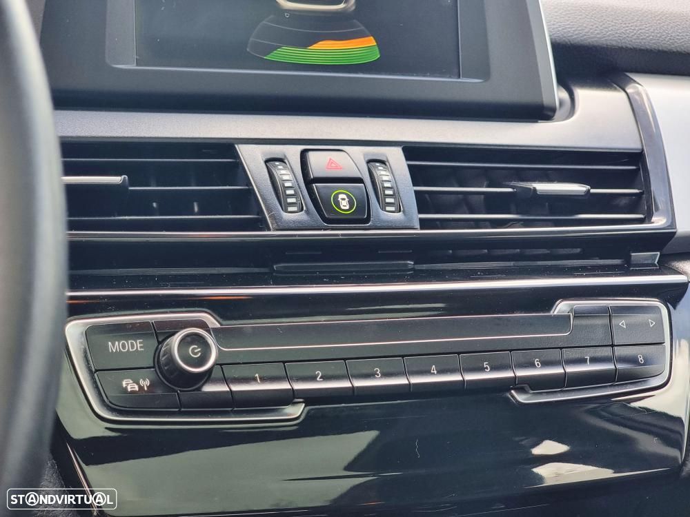 BMW 216 Active Tourer d Corporate Edition - 30