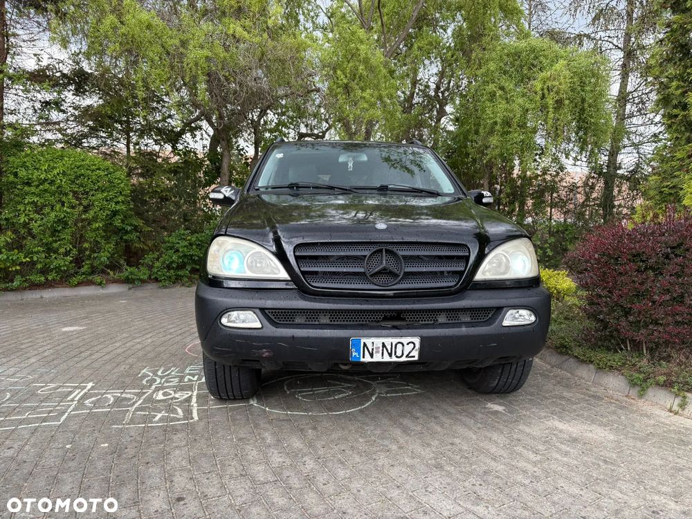 Mercedes-Benz ML - 4