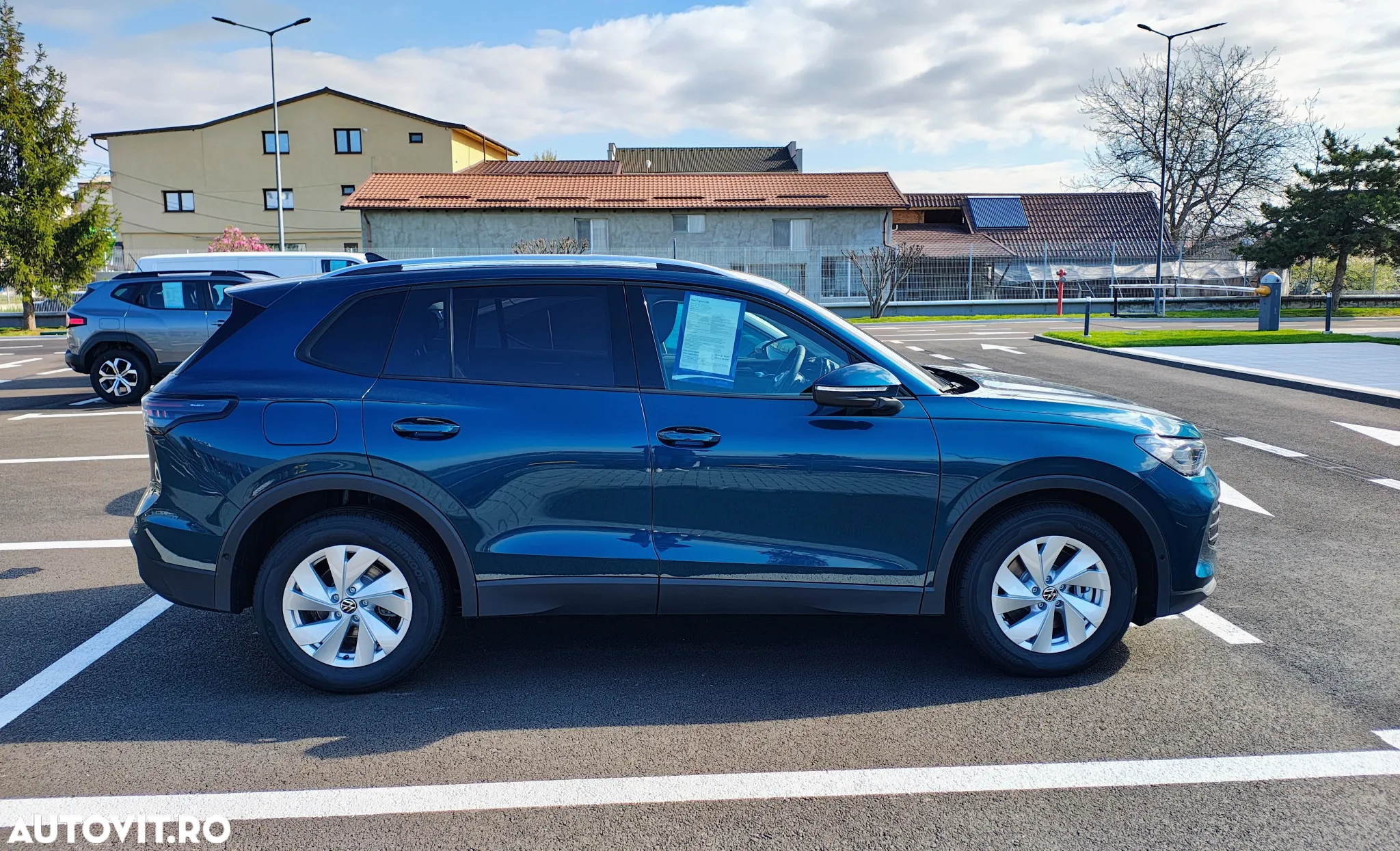 Volkswagen Tiguan 2.0 TDI DSG Life - 4