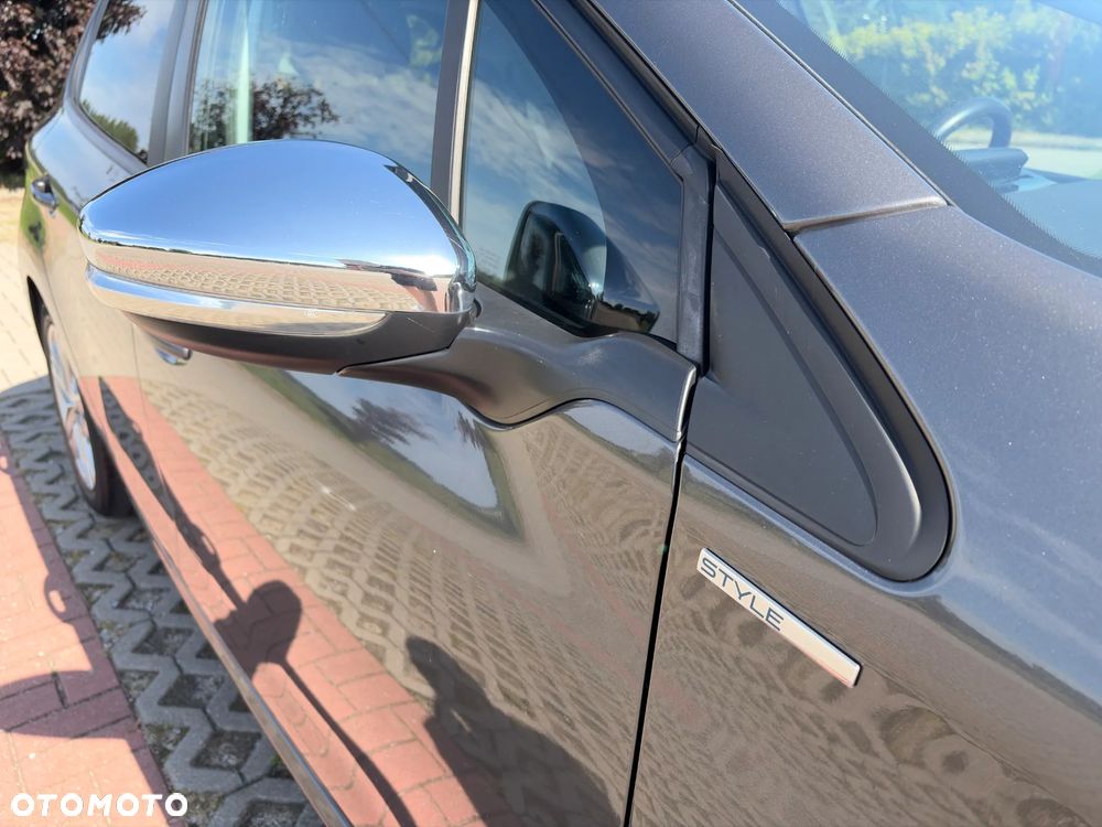 Peugeot 208 1.2 PureTech Style - 17