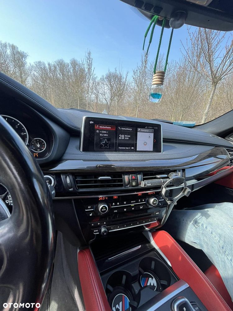 BMW X6 xDrive50i - 22