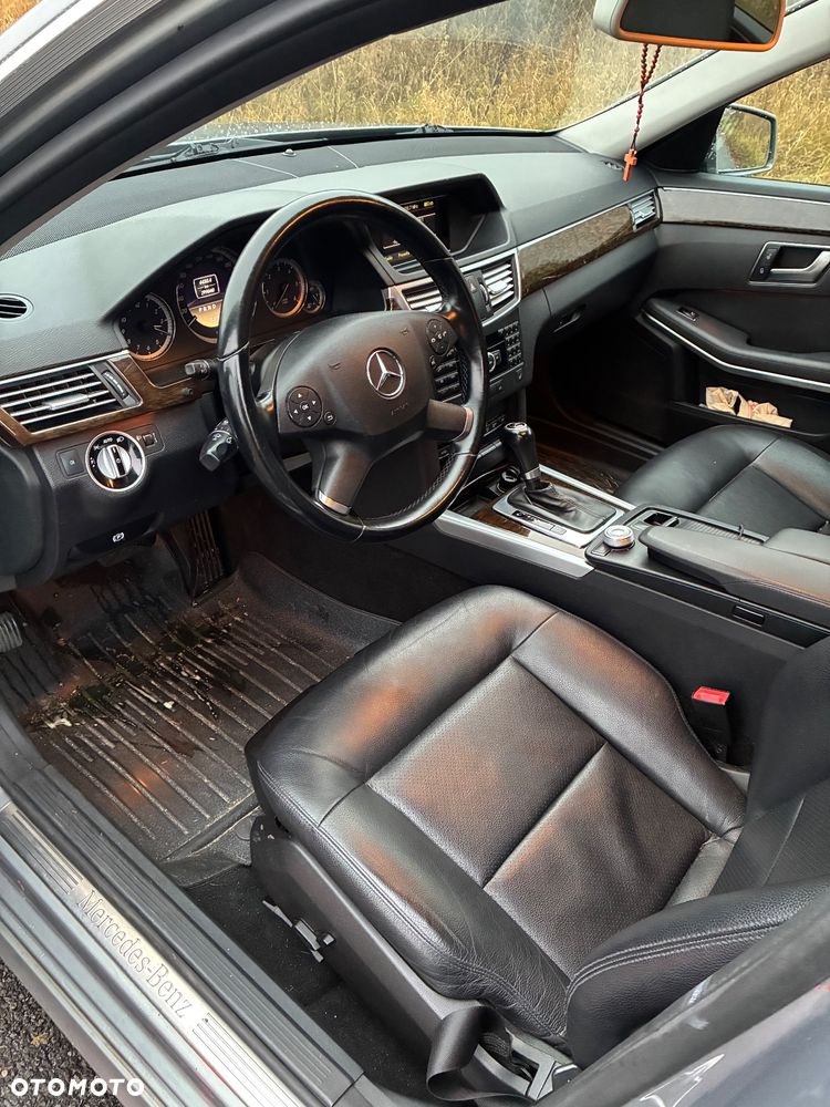 Mercedes-Benz Klasa E - 8