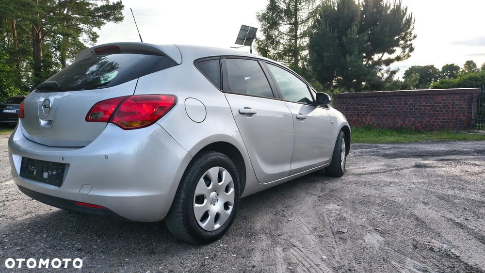 Opel Astra 1.6 Automatik Selection - 7