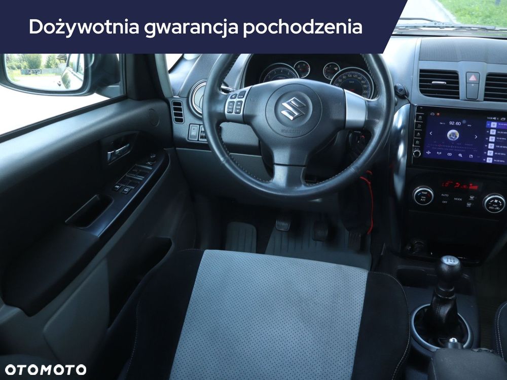 Suzuki SX4 - 9