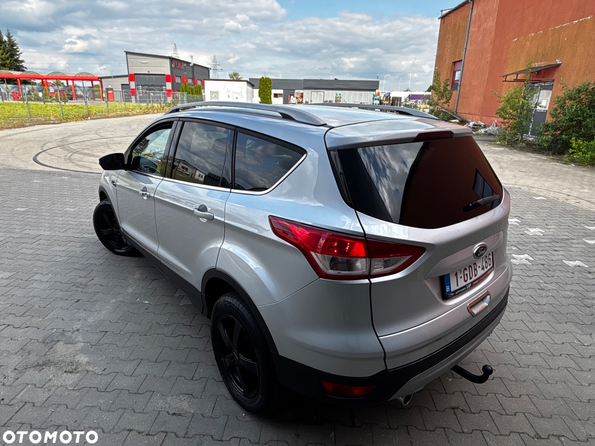 Ford Kuga 2.0 TDCi 2x4 Trend - 4