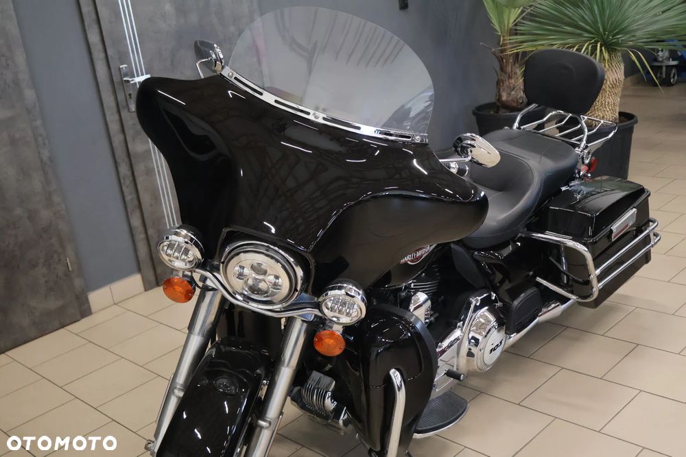 Harley-Davidson Touring Street Glide - 5