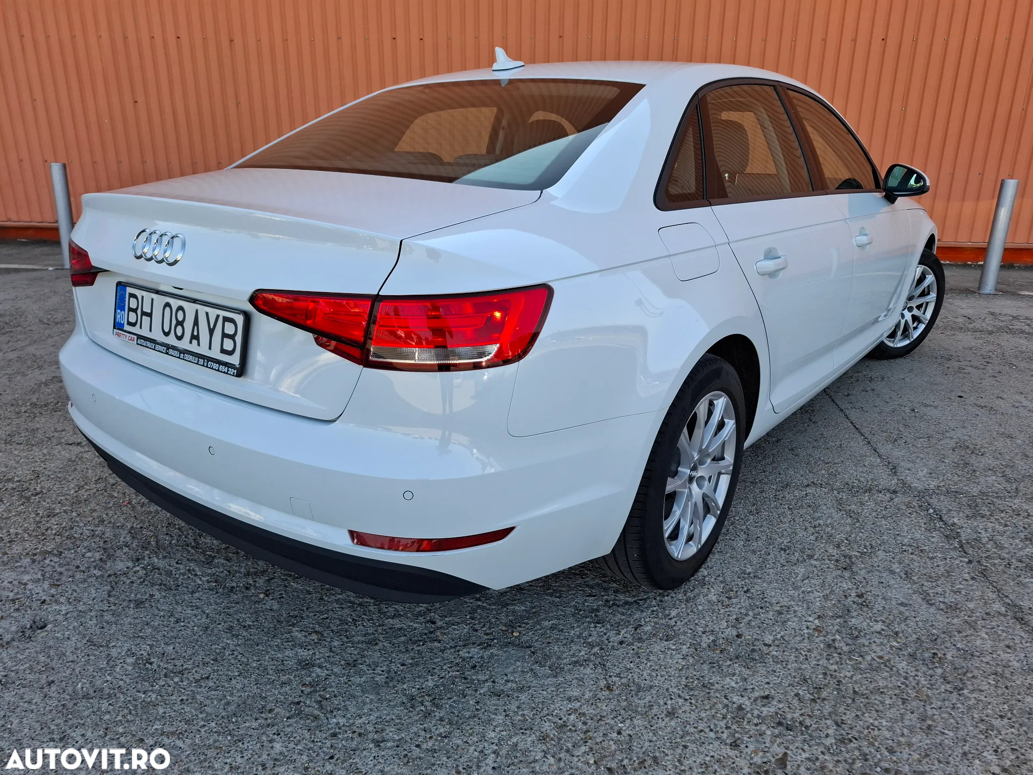 Audi A4 Avant 2.0 TDI S tronic Design - 5