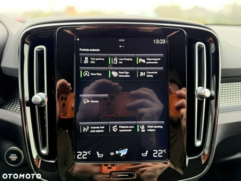 Volvo XC 40 - 21