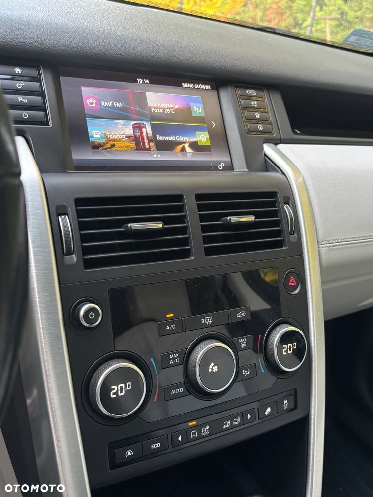 Land Rover Discovery Sport TD4 HSE Luxury - 15