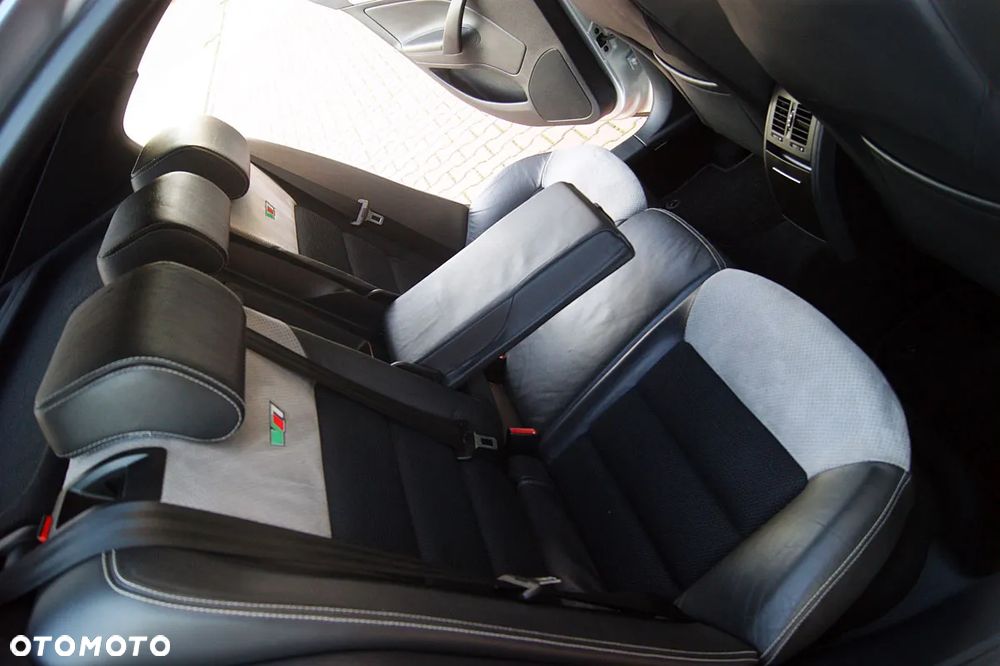 Skoda Octavia 2.0 TFSI RS - 32