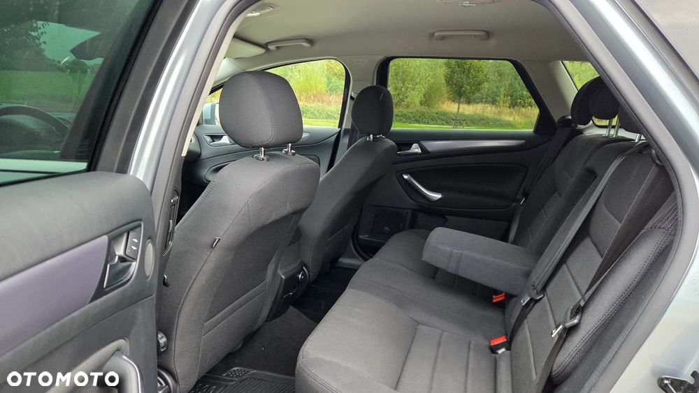 Ford Mondeo 2.0 TDCI Titanium - 17