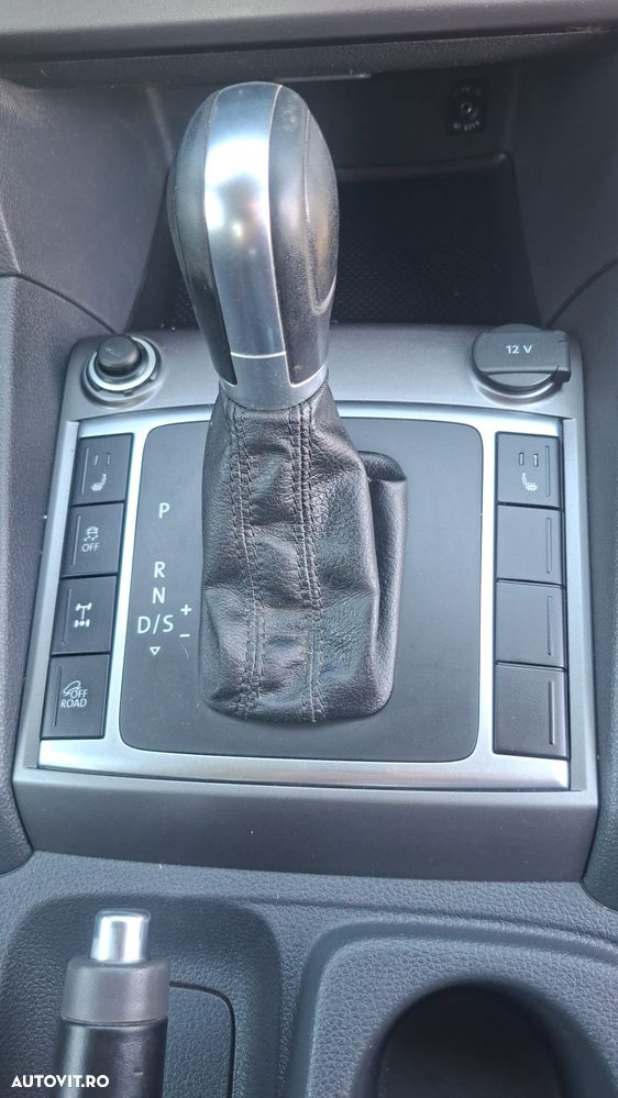 Volkswagen Amarok 2.0 BiDI 4x4 Cabina Dubla Highline Aut. - 14