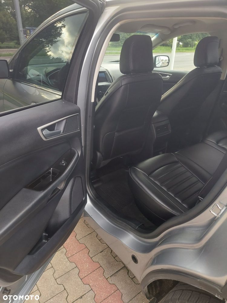 Ford Edge - 9