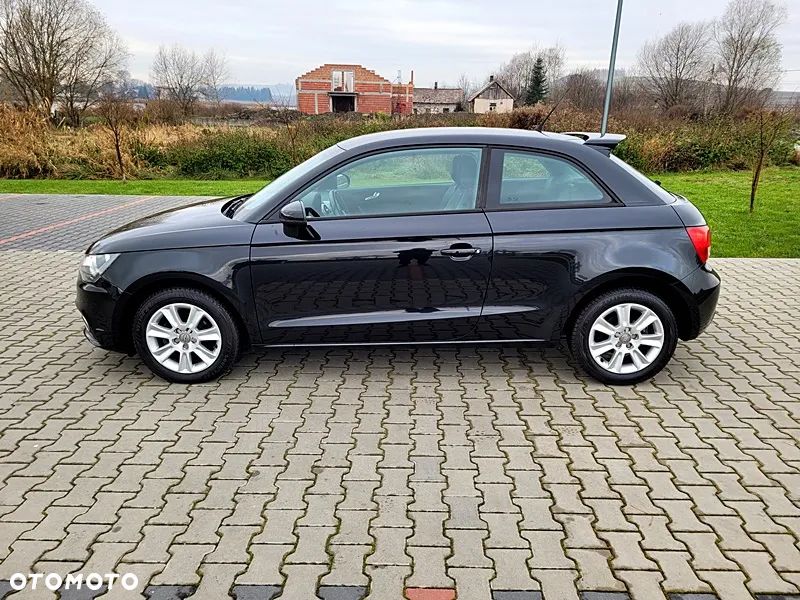 Audi A1 3-drzwiowe 1.2 TFSI S line Sportpaket - 4