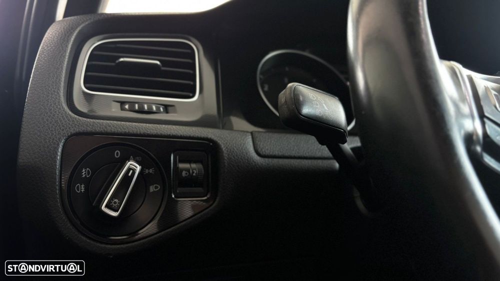 VW Golf 2.0 TDI GTD - 10