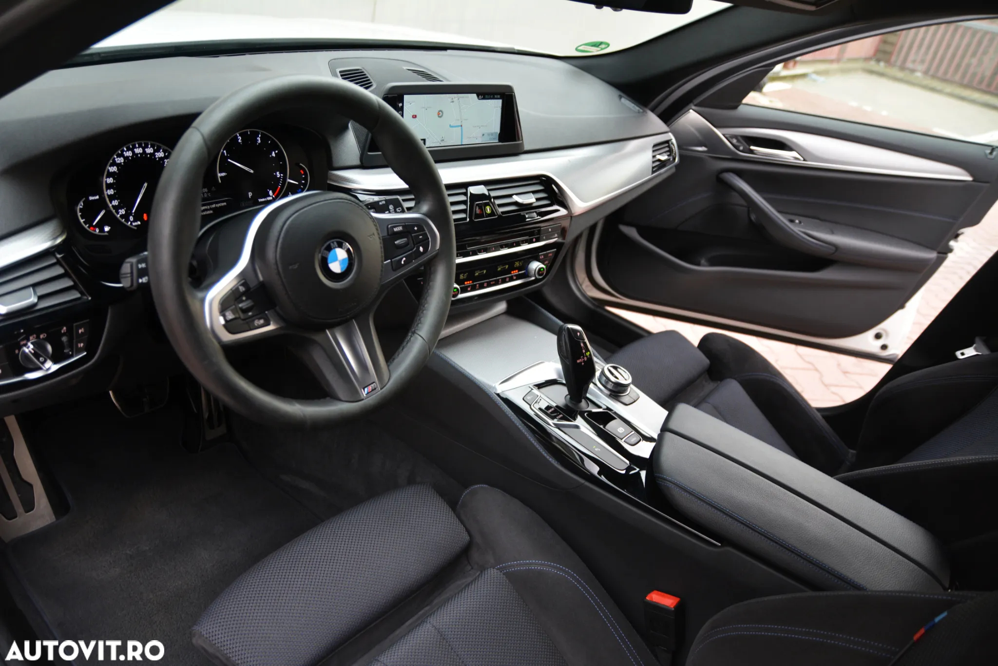 BMW Seria 5 520d Aut. - 8
