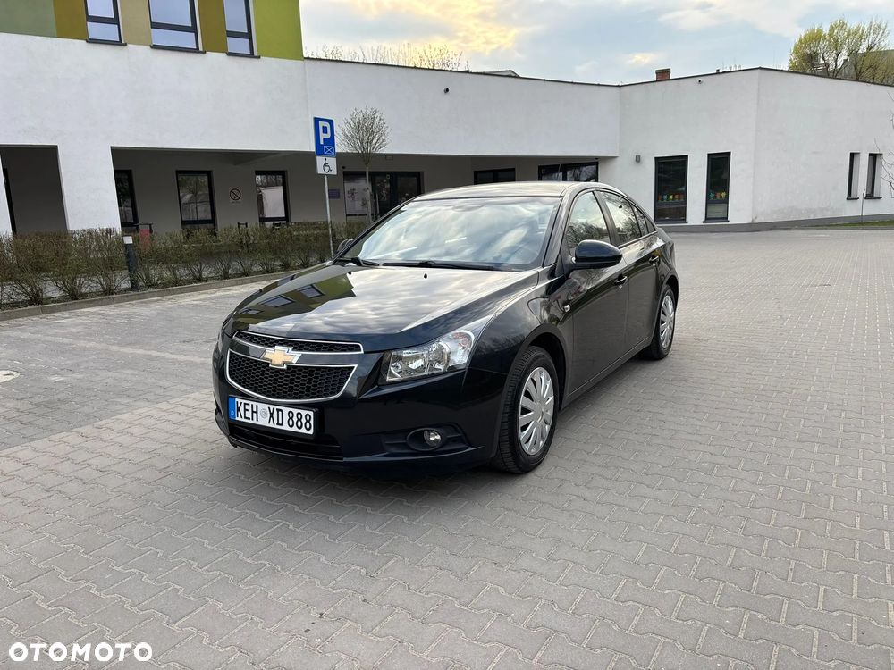 Chevrolet Cruze - 33