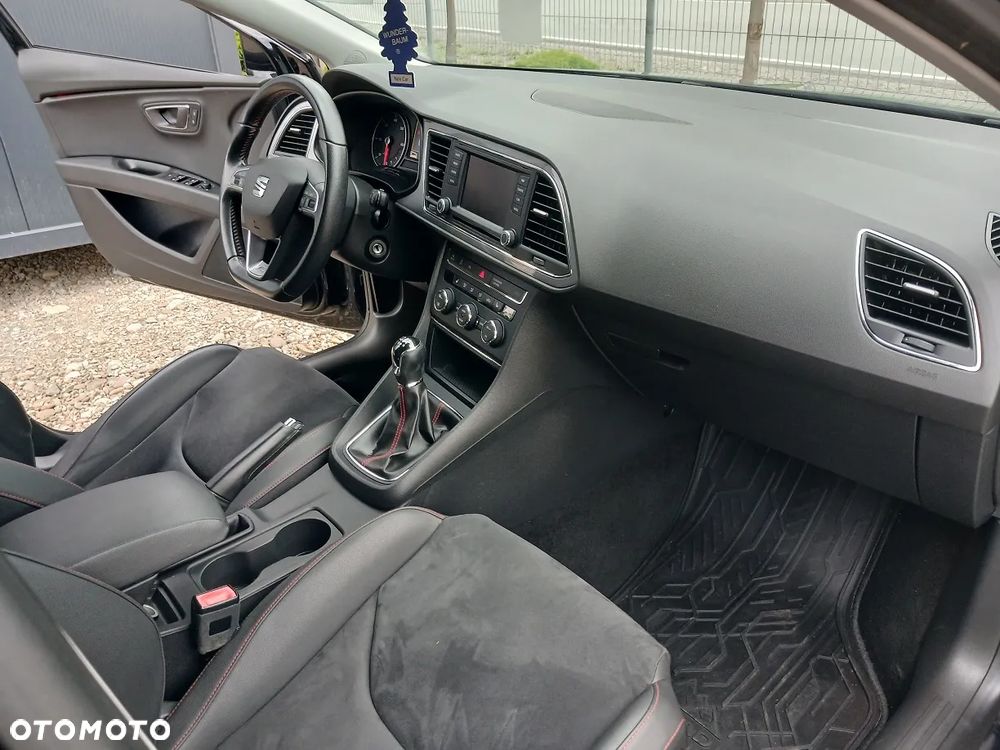 Seat Leon 2.0 TDI FR Black S&S - 7