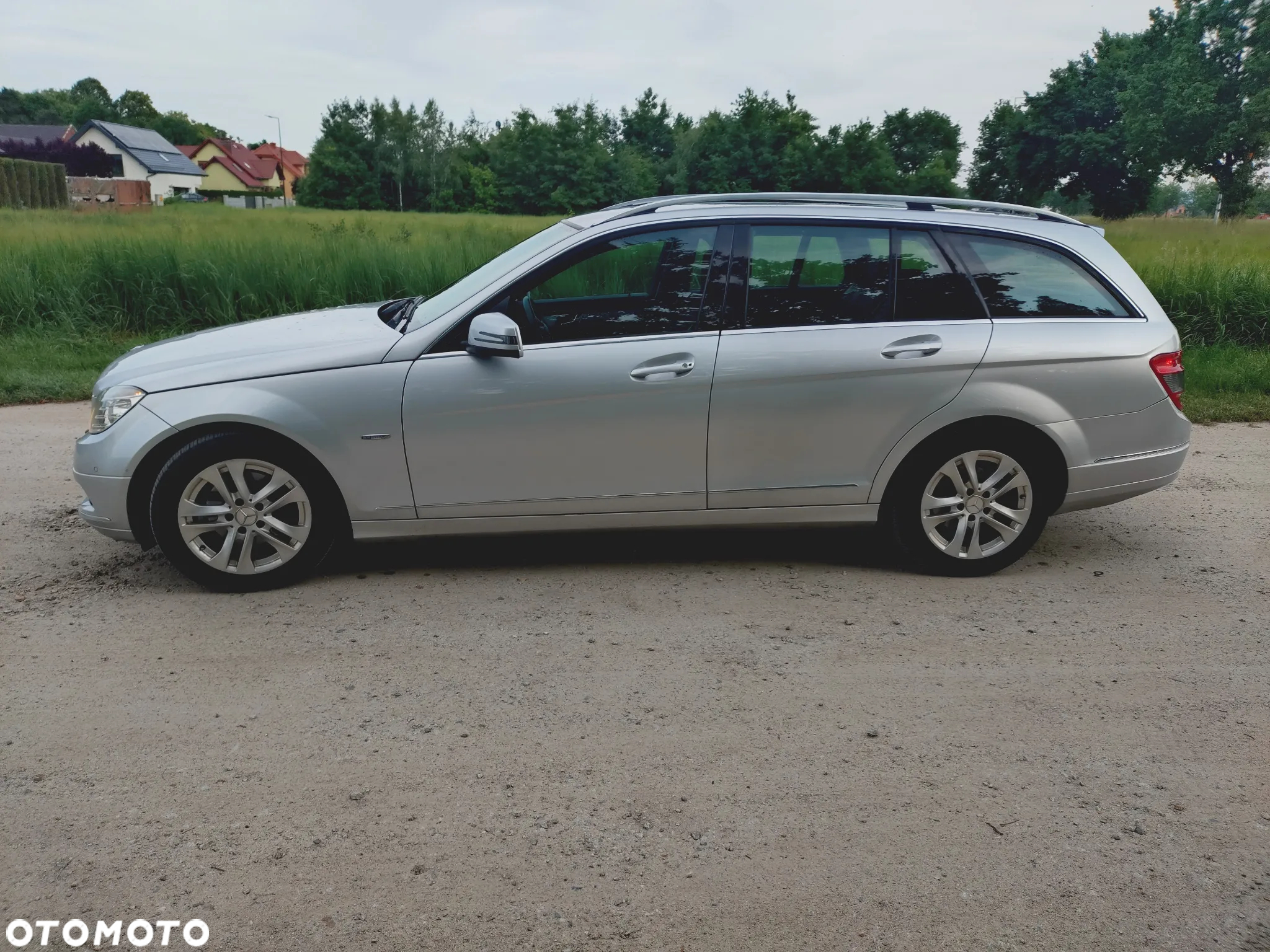 Mercedes-Benz Klasa C 180 T CDI DPF (BlueEFFICIENCY) Avantgarde - 4