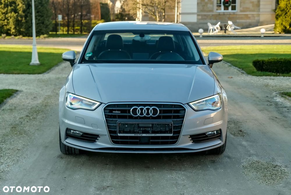 Audi A3 Limousine 2.0 TDI quattro Ambiente - 2