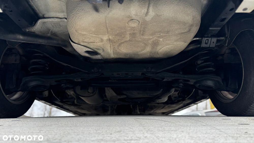 Ford Focus 1.6 16V Style+ - 21