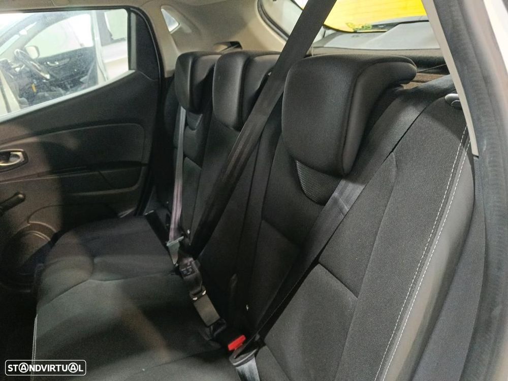 Renault Clio 1.5 dCi Zen - 6