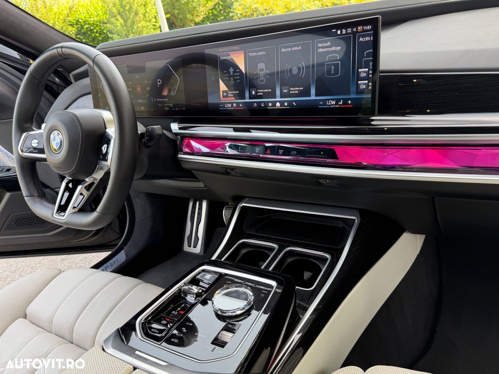 BMW Seria 7 - 26