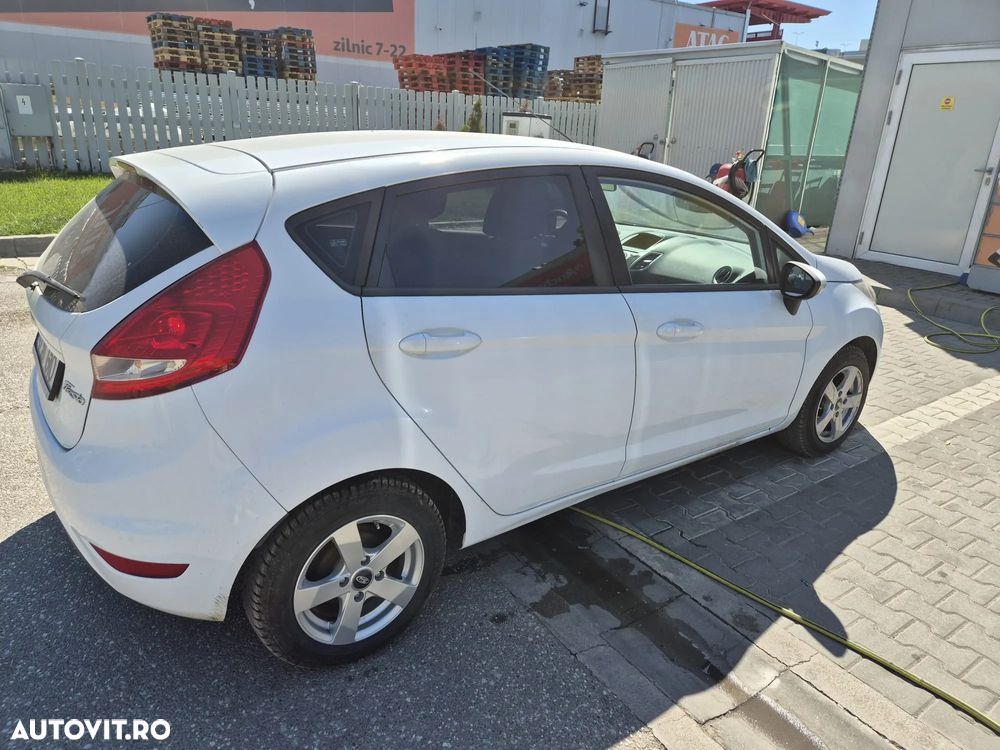 Ford Fiesta - 3