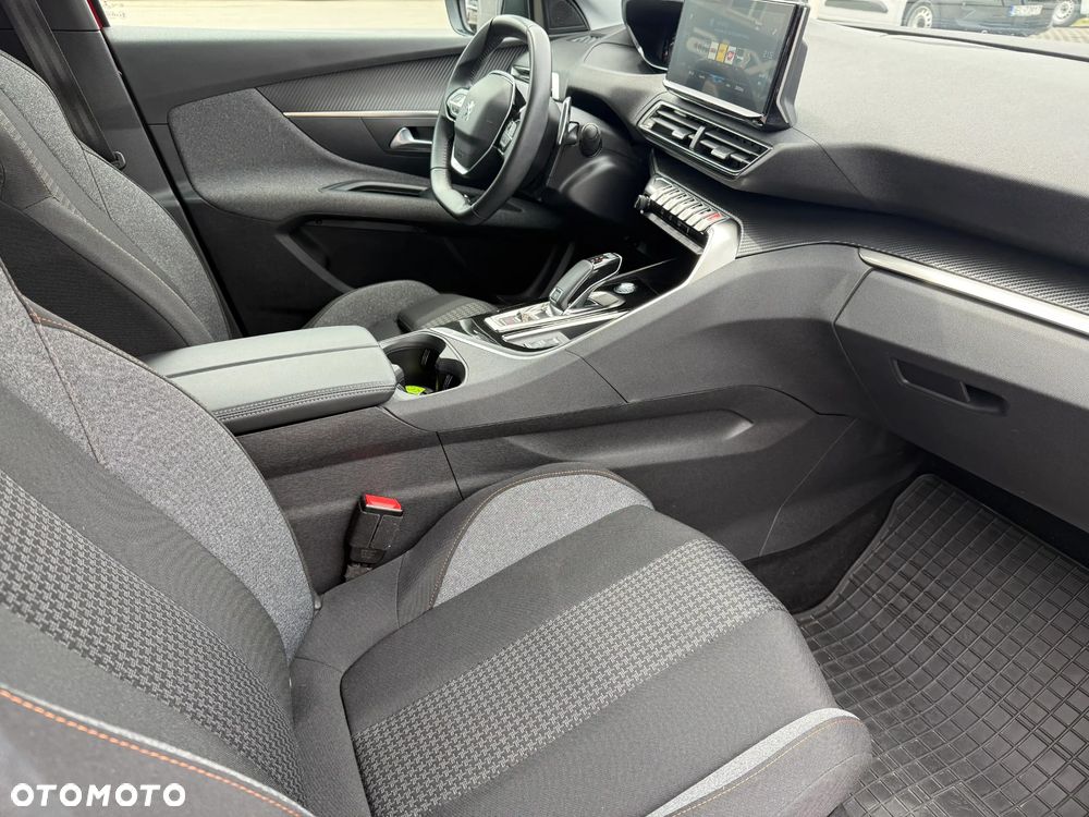 Peugeot 3008 1.2 PureTech Active Pack S&S EAT8 - 13