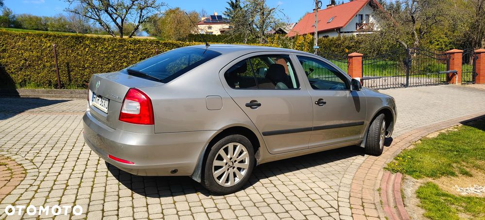 Skoda Octavia 1.6 Mint - 4