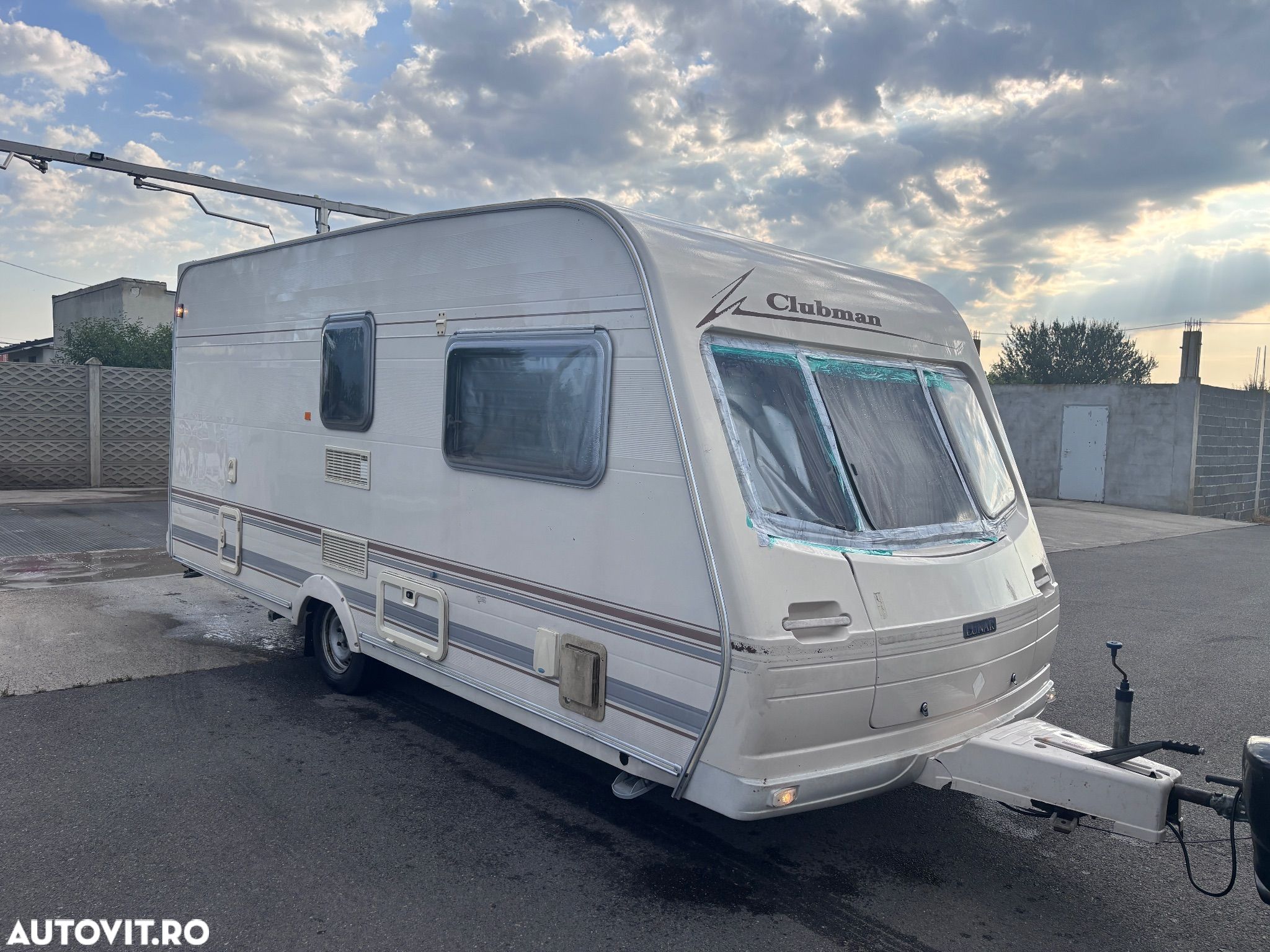 Elddis WhirlWind XL Lunar clubman 475-2ck - 1