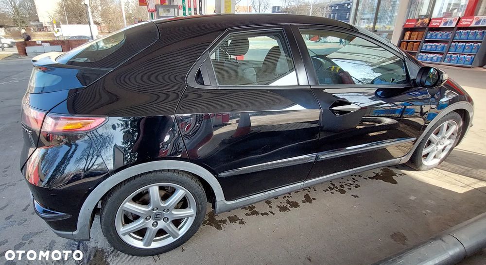 Honda Civic 1.8 Executive - 2