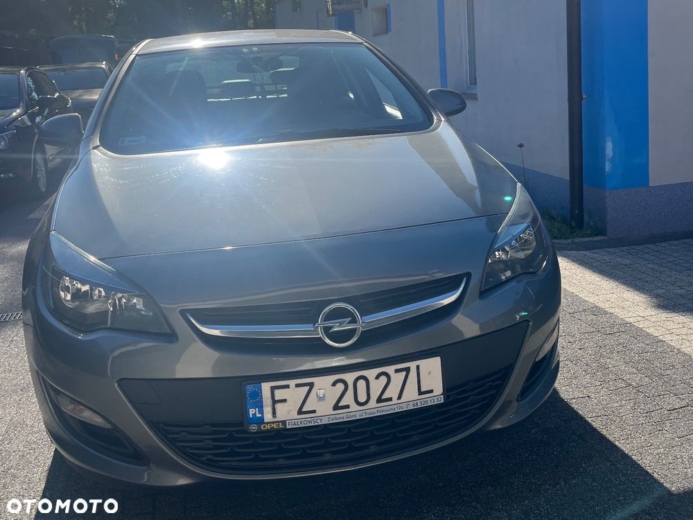 Opel Astra 1.4 T Active EU6 - 11