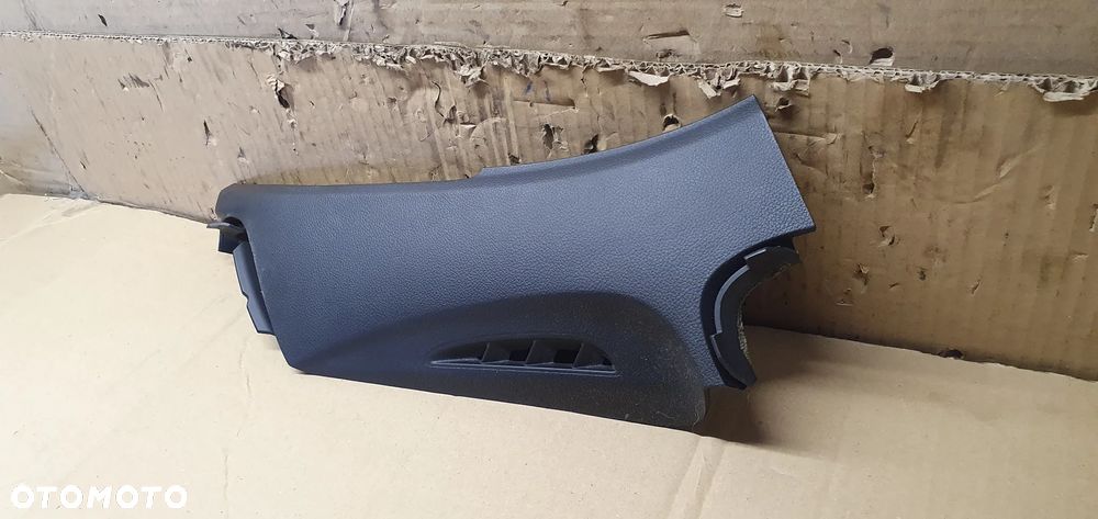 Osłona konsoli prawy przód przednia prawa Opel Zafira C 20890337 3222252228 - 3