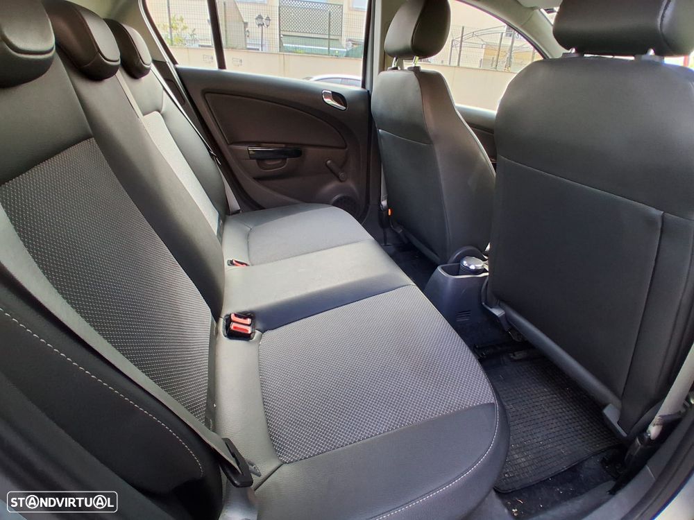 Opel Corsa 1.2 Enjoy - 22