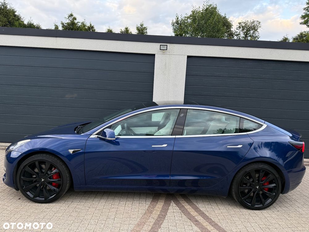 Tesla Model 3 Langstreckenbatterie Allradantrieb Dual Motor Performance - 12