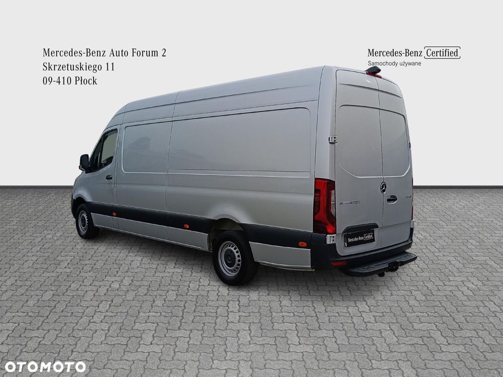 Mercedes-Benz Sprinter - 4