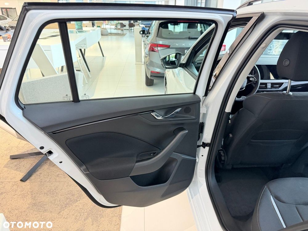 Skoda Kamiq 1.0 TSI Drive DSG - 16